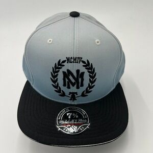 Mitchell & Ness Snapback Hat Gray Black Adjustable Flat Brim New‎ with Tags